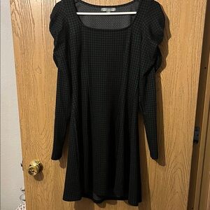 Elegant Black Houndstooth Dress